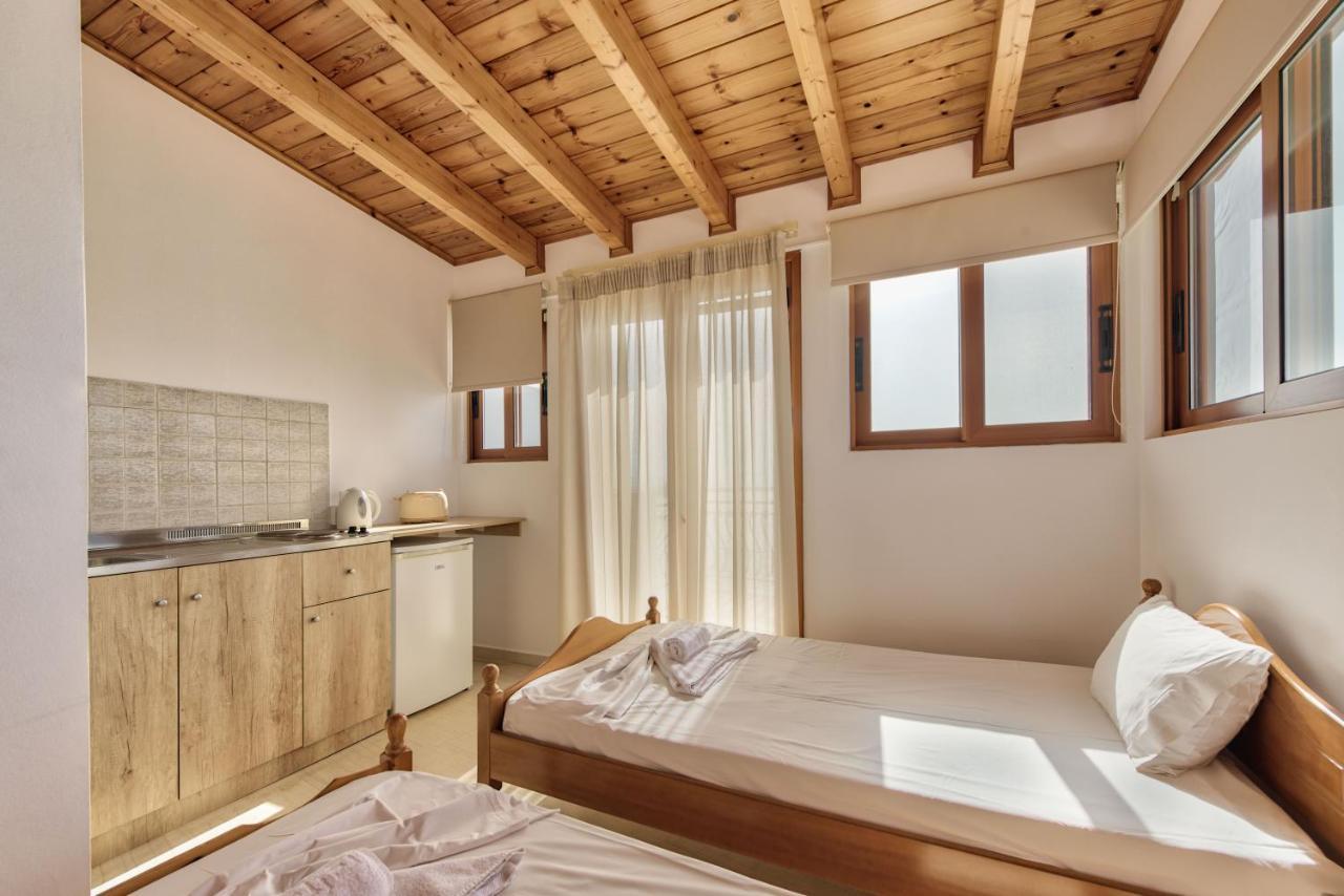 Saint Loukas Studios Zakynthos Town Exterior foto